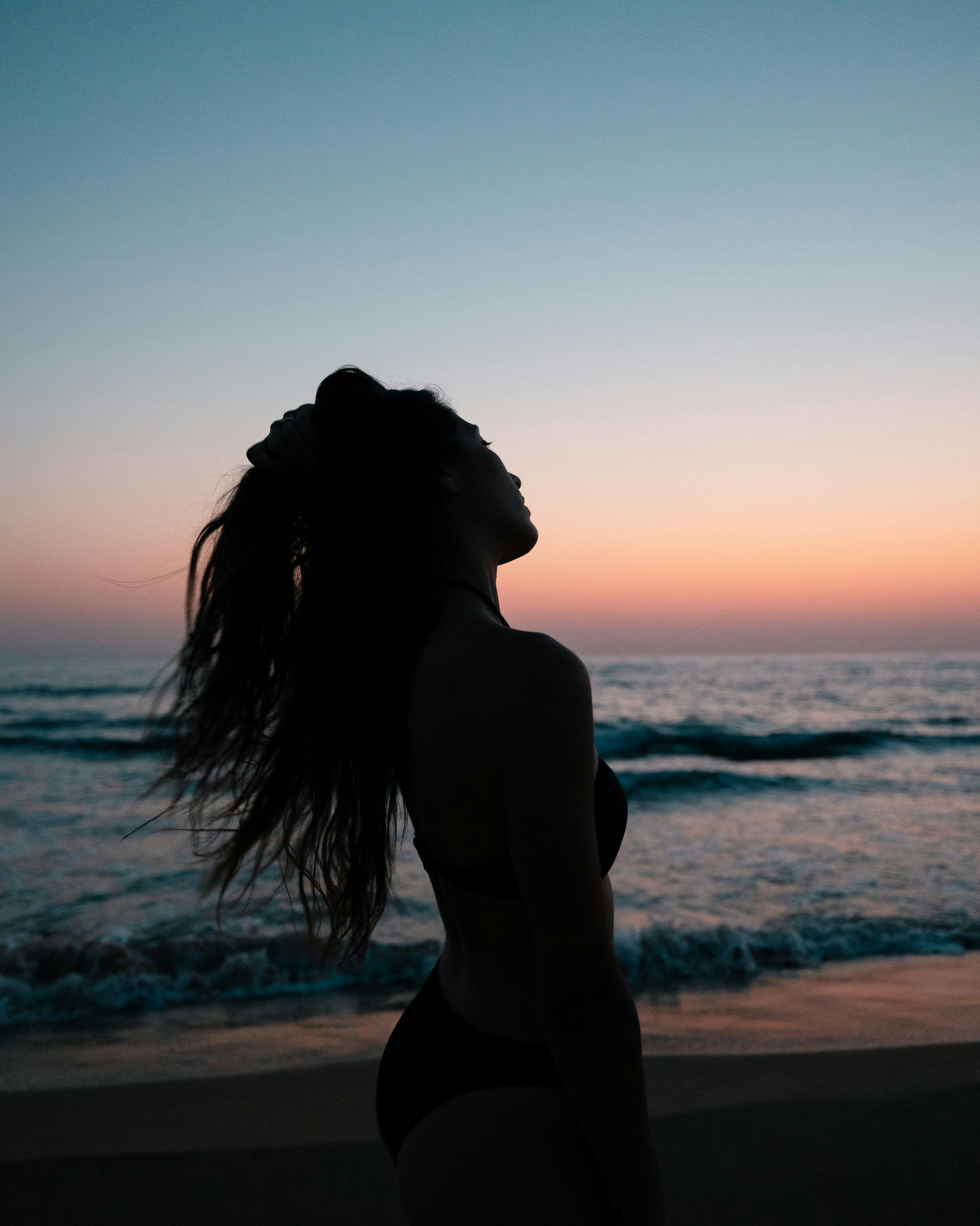 Захід сонця над водою